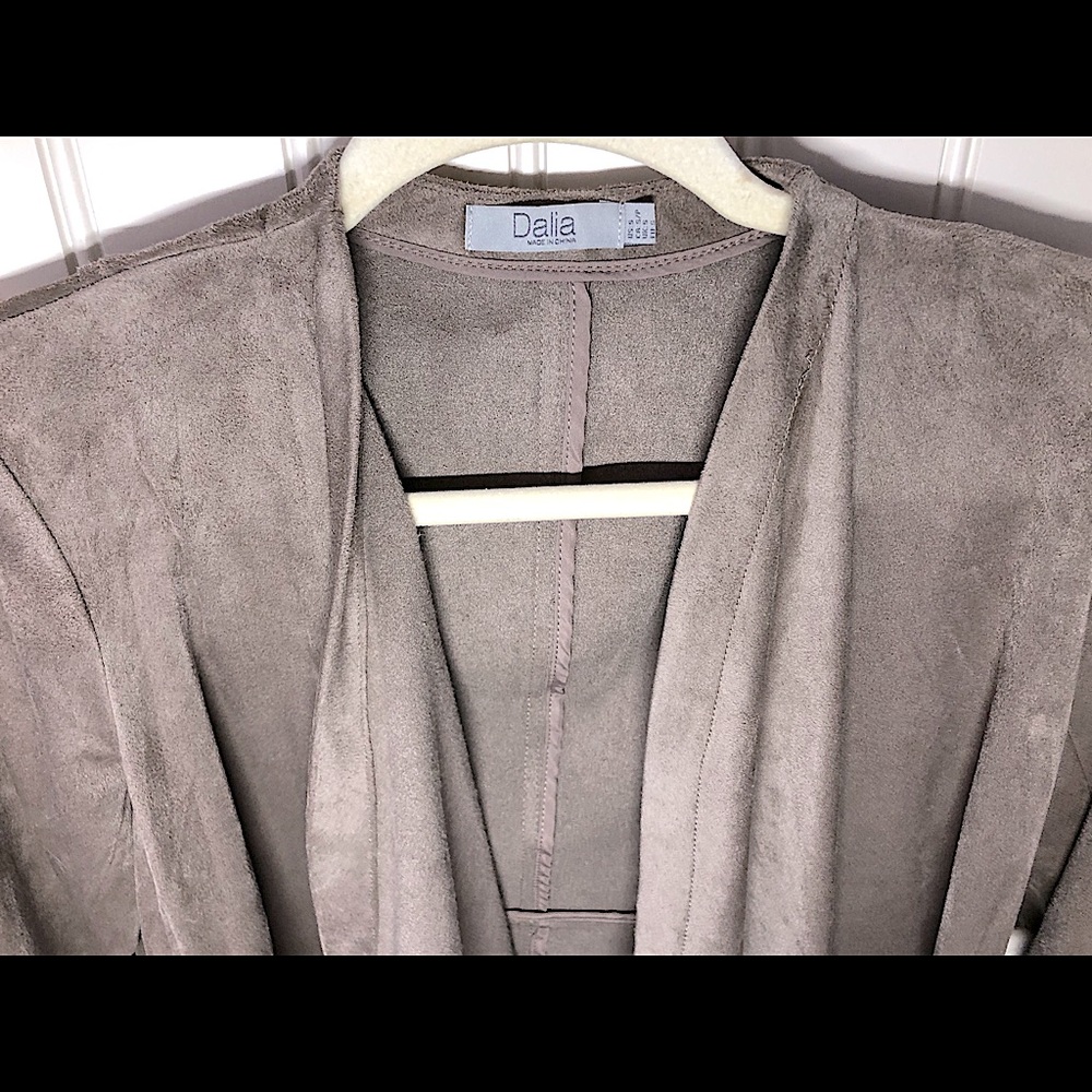 Jacket - Picture 2 of 3